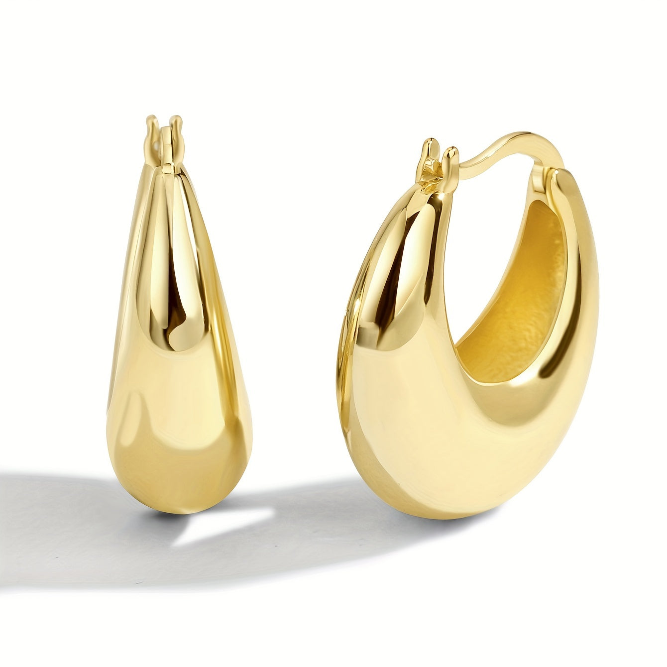 1 Pair Charm-In Elegant Hoop Earrings, 18K Golden Plated Copper, Fashionable Daily & Gift Wear, Valentine'S Day Suitable, All-Season Accessory